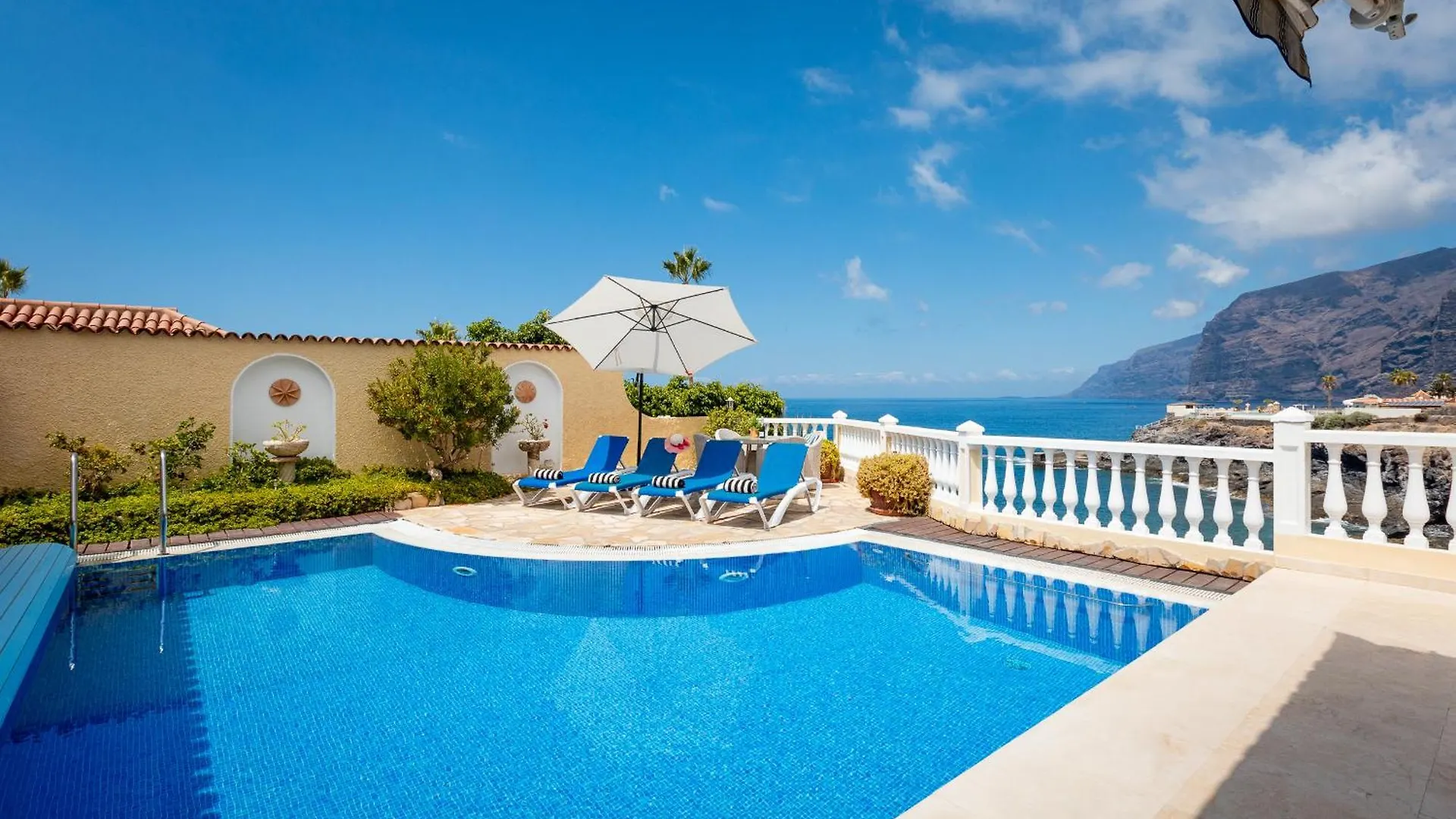 Villa Laban Crab Island Puerto de Santiago